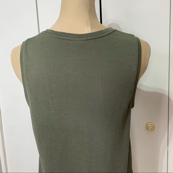 And ea wy Women Top Size M Green Olive - Picture 5 of 11